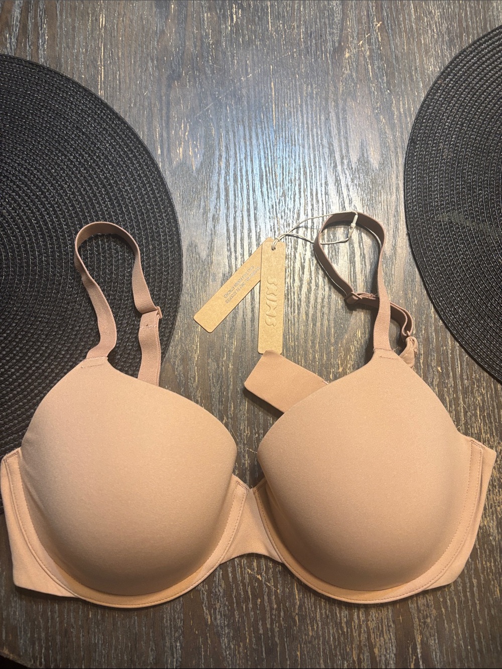 SKIMS Fits everybody T-Shirt Bra sienna NWT size 34DD